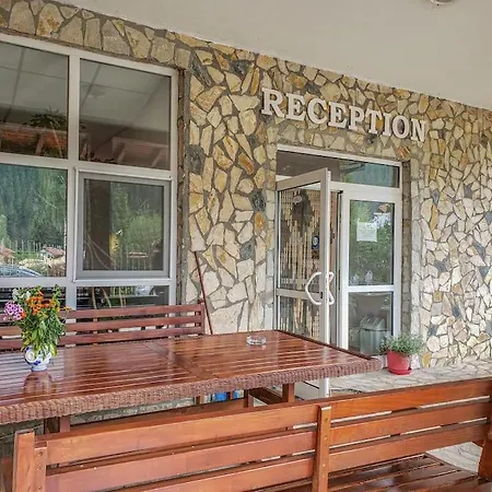 Apartament 32 Forest View Govedarți