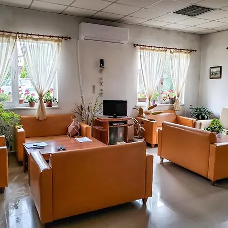 32 Forest View Lejlighed