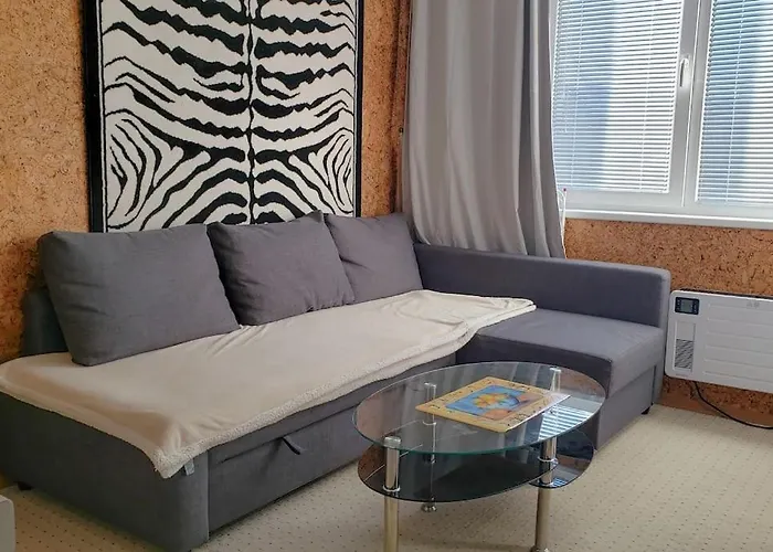 32 Forest View Govedartsi