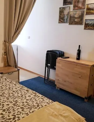 32 Forest View Apartament