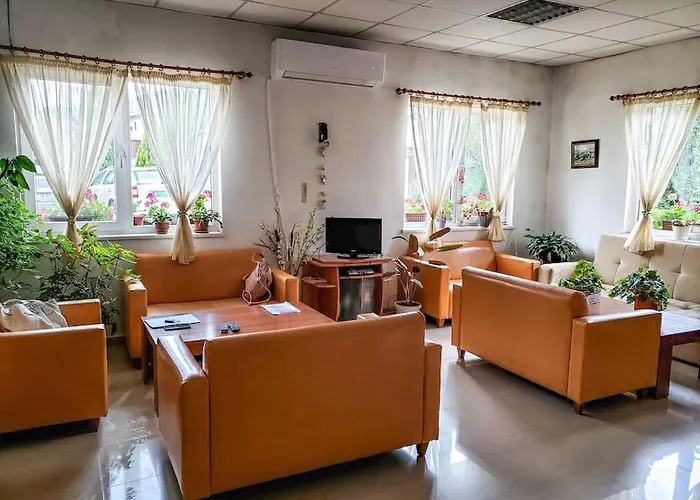 32 Forest View Apartament